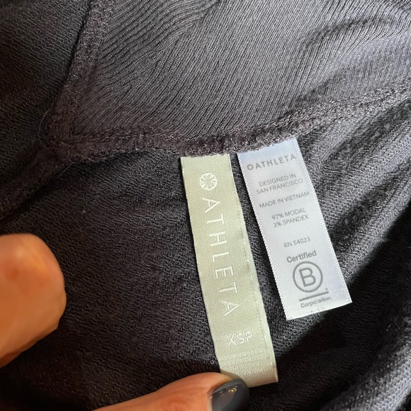 Athleta Wrap size XSP. - Picture 3 of 8